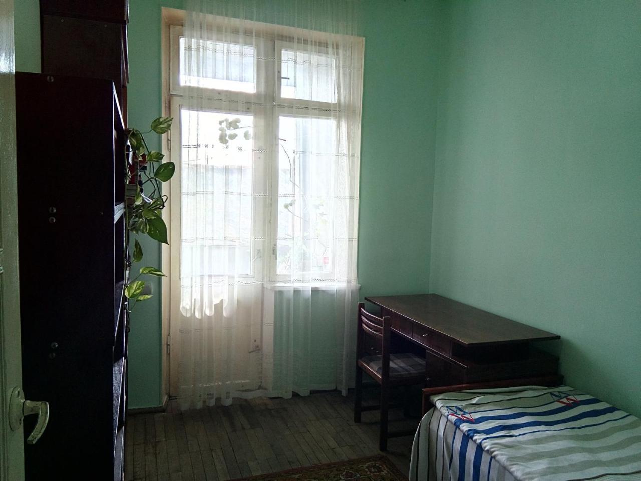 Room In The Centre Γιερεβάν Εξωτερικό φωτογραφία